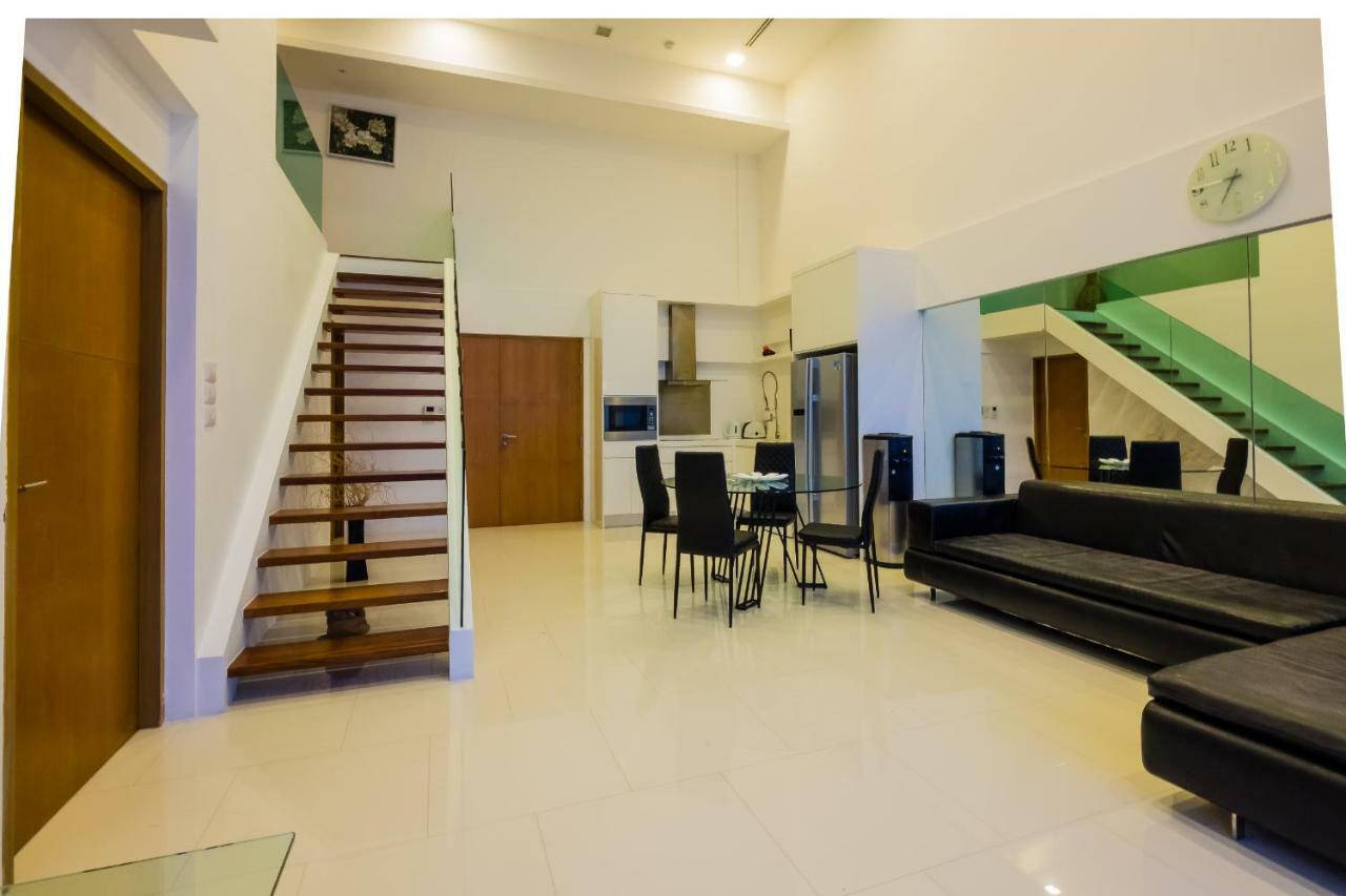 Sanctuary Luxury Penthouse Apartment Патая Екстериор снимка