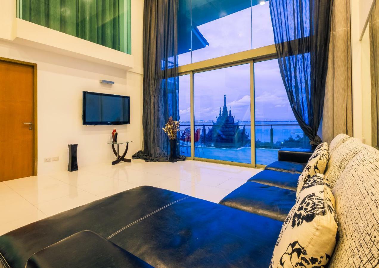 Sanctuary Luxury Penthouse Apartment Патая Екстериор снимка