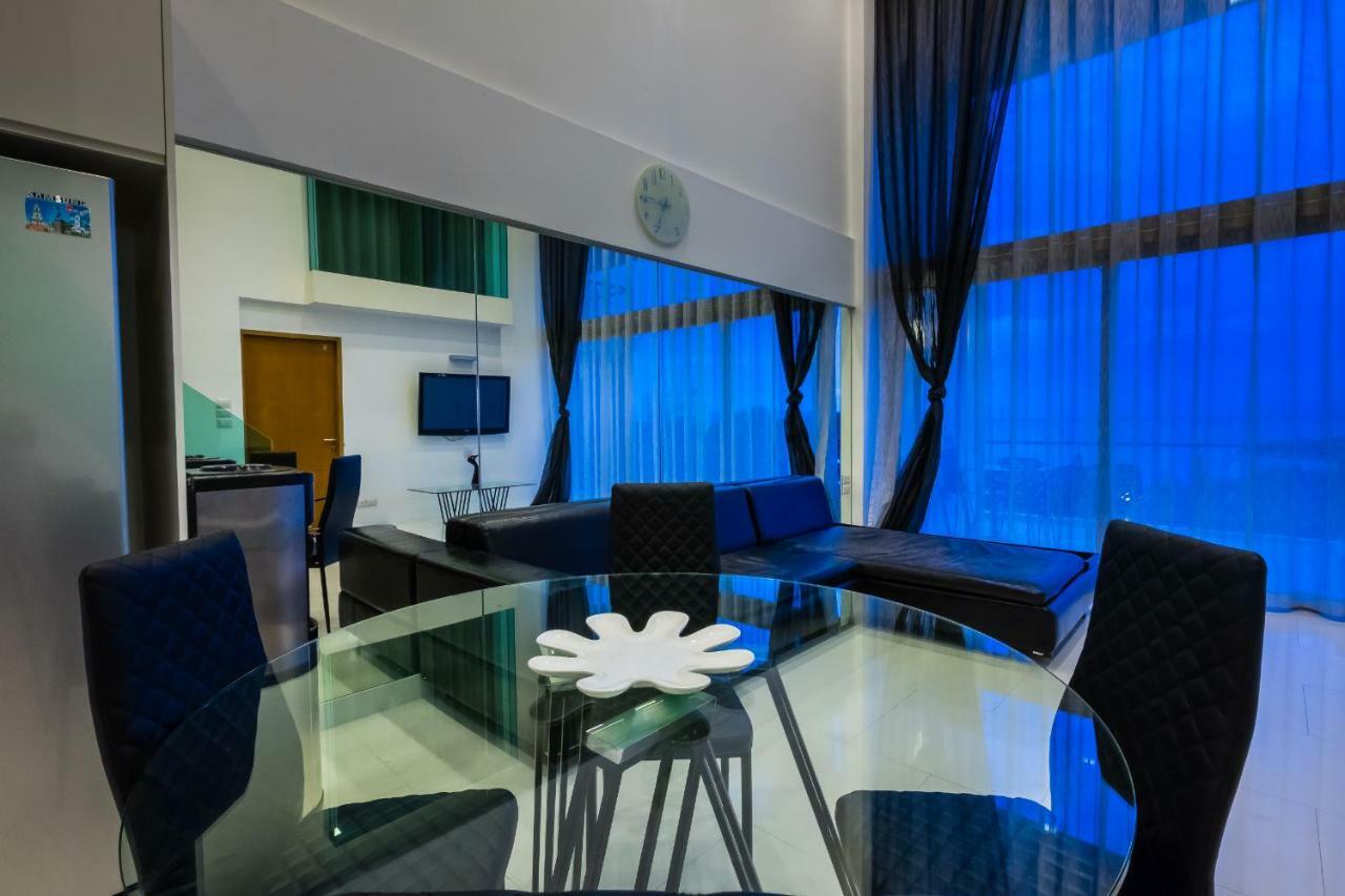 Sanctuary Luxury Penthouse Apartment Патая Екстериор снимка