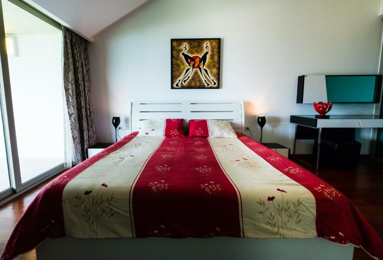 Sanctuary Luxury Penthouse Apartment Патая Екстериор снимка